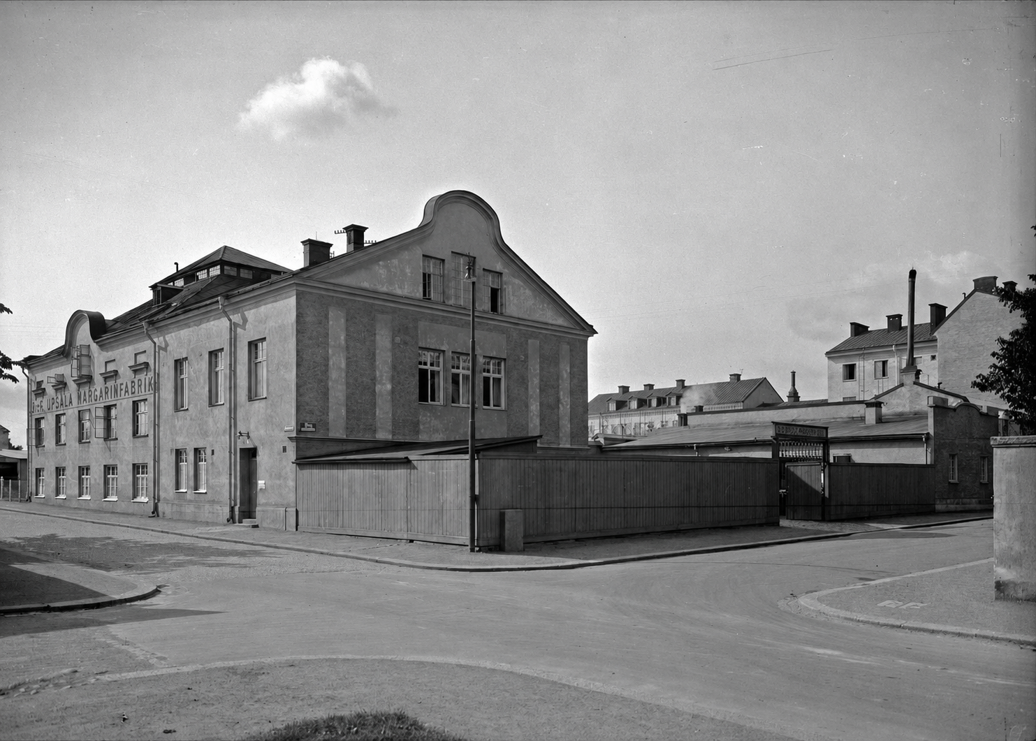 Historisk bild av byggnaden på Kungsgatan 79 i Uppsala